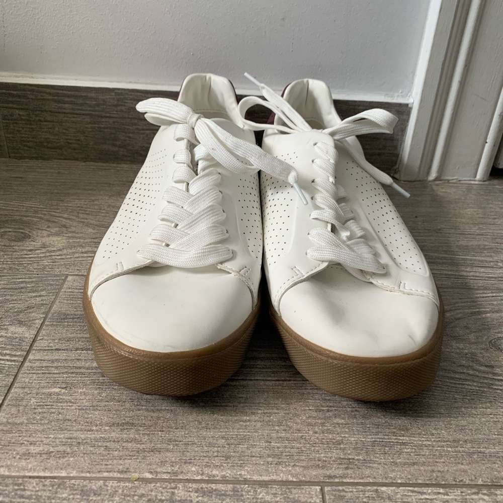White Zara casual sneaker